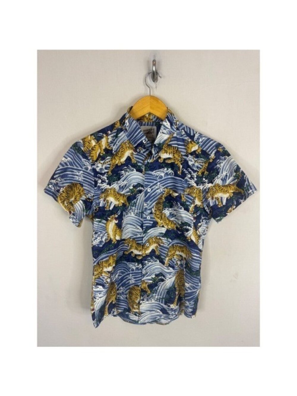 Naked & Famous Mens Tiger Wave Print Short Sleeve Button Down Shirt Small S